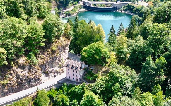 Immobilie in Borgnone - 5-Room Ticino House on the River — Centovalli | 5-Zimmer-Tessinerha... - Bild 1
