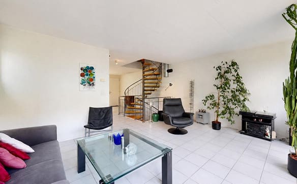 Immobilie in Urtenen-schönbühl - Familienfreundliches Reiheneckhaus mit Garten und Potenzial - Bild 2