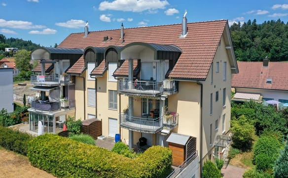 Immobilie in Uerkheim - Gepflegte 3.5 ZI. Wohnung an guter Lage zu einem interessanten Preis - Bild 1
