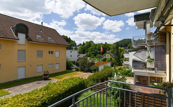 Immobilie in Uerkheim - Gepflegte 3.5 ZI. Wohnung an guter Lage zu einem interessanten Preis - Bild 2