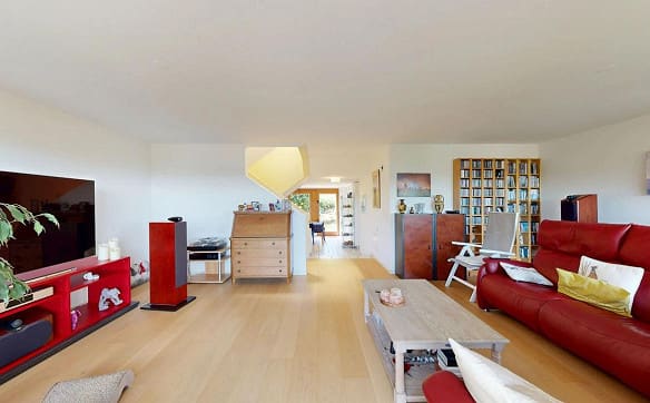 Immobilie in Ettingen - 5-Zimmer-Reihenmittelhaus mit Garage und zwei Aussenparkplätzen - Bild 1
