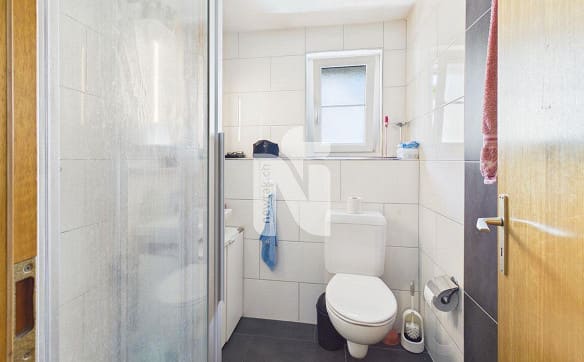 Immobilie in Tenniken - Dorf Idylle, Zentral, viel Potenzial und mit 2.5 Zimmer Einliegerwo... - Bild 7