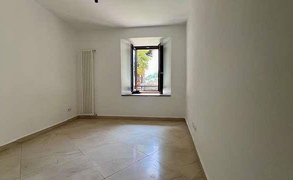 Immobilie in Agra - Esclusiva casa di nucleo completamente ristrutturata - Bild 3