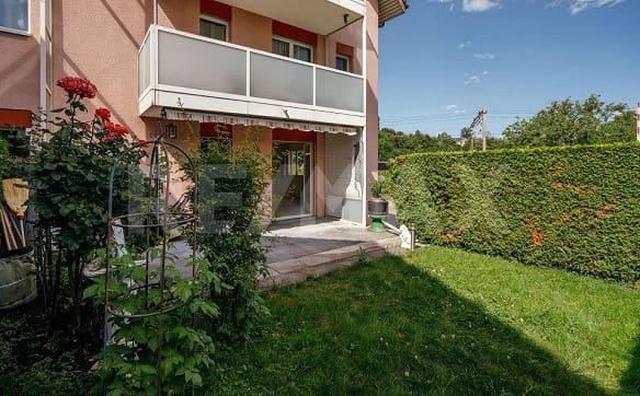 Immobilie in Benzenschwil - Gut angebunden: unkomplizierte 3½-Zimmer-Wohnung mit Garten - Bild 0