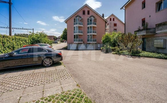 Immobilie in Benzenschwil - Gut angebunden: unkomplizierte 3½-Zimmer-Wohnung mit Garten - Bild 3