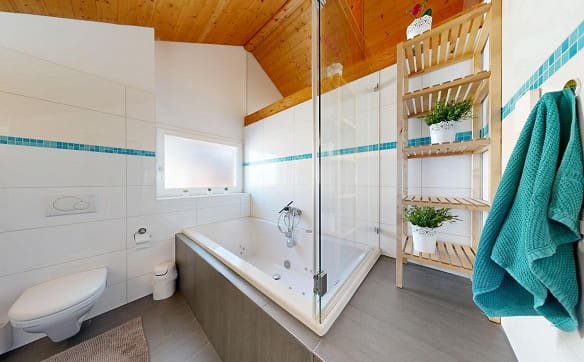 Immobilie in Lätti - Grosszügiges Familienhaus mit zwei Terrassen und Garten - Bild 9