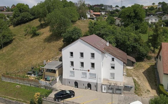 Immobilie in Wölflinswil - Luftig wohnen - 4.5 Zimmer-Wohnung mit Gartensitzplatz - Bild 12