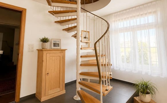 Immobilie in Diepoldsau - 6.5 Zimmer Einfamilienhaus mit 3.5 Zimmer Einliegerwohnung - Bild 3