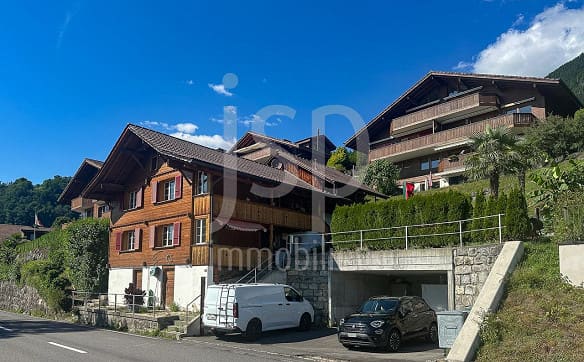 Immobilie in Merligen - Haus mit zwei Wohnungen am See - Bild 1