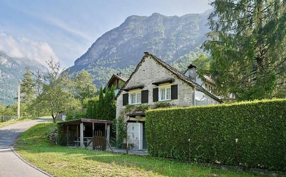 Immobilie in Frasco - 4 1/2-Zimmer-Rustico mit Garten am Fluss / rustico di 4 1/2 locali ... - Bild 0