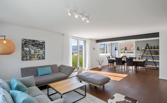 Immobilie in Dänikon Zh - Dänikon: grosszügiges Einfamilienhaus mit Garten, Pool und Sauna - Bild 1