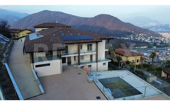 Immobilie in Ponte Tresa - Lake View Residence – Il Tuo Rifugio sul Lago di Lugano (Italia) - Bild 0