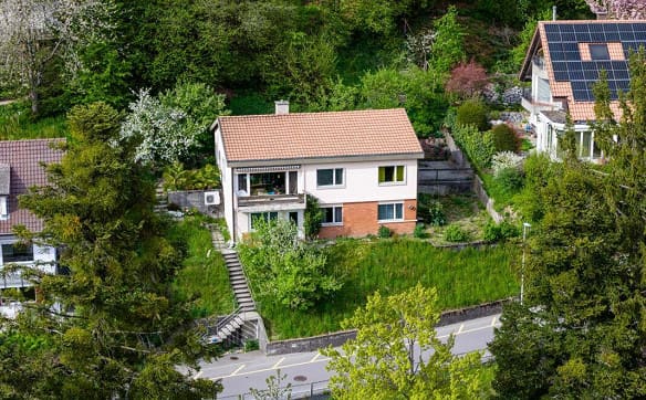Immobilie in Niederscherli - Einfamilienhaus mit Einliegerwohnung und Weitsicht - Bild 0
