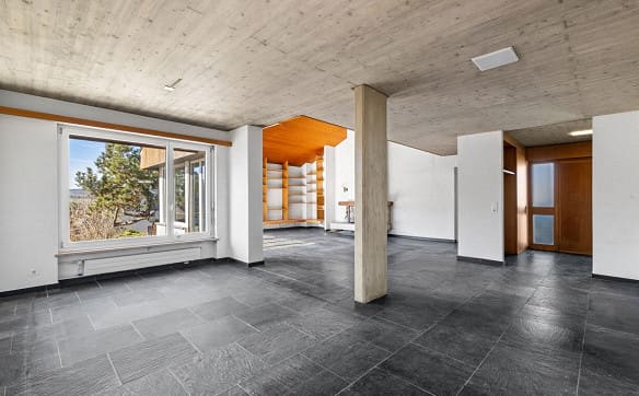 Immobilie in Hofstetten So - Architektenhaus mit unverbaubarer Aussicht auf das Kloster Mariastein - Bild 2