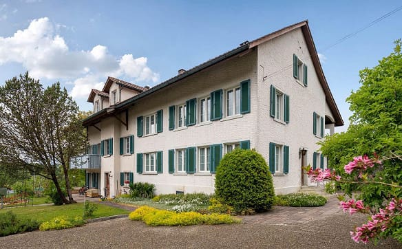 Immobilie in Wildberg - 9-Zimmer-Doppeleinfamilienhaus in Wildberg kaufen - Dorfrandlage - Bild 0