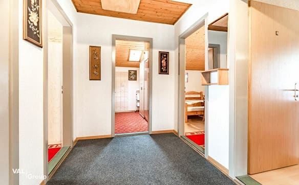 Immobilie in Brigerbad - Interessantes Haus mit vielen Zimmern und flexibler Nutzung - Bild 9