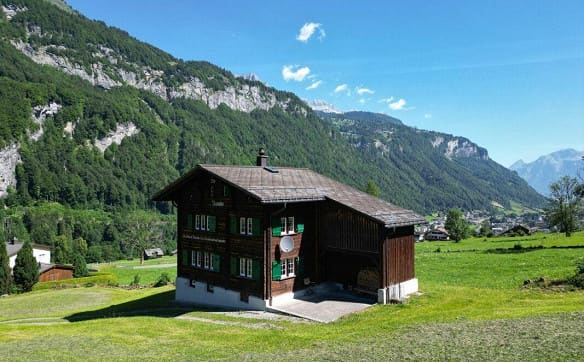 Immobilie in Linthal - Oase der Ruhe: Freistehendes Einfamilienhaus in naturnaher Idylle - Bild 1