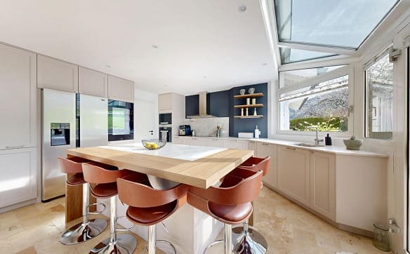 Immobilie in Savagnier - Entre nature et élégance : superbe villa avec piscine intérieure! - Bild 3