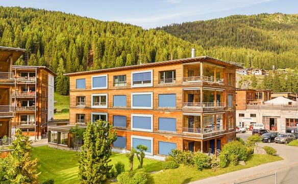 Immobilie in Davos Dorf - HOCHWERTIGE 3.5 ZIMMER GARTENWOHNUNG ZENTRAL IN DAVOS - Bild 6