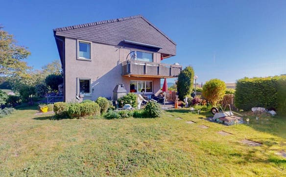 Immobilie in Kehrsatz - 5½ Zimmer, grosser Garten, viel Ruhe und Blick auf's "Belpmoos" - Bild 1