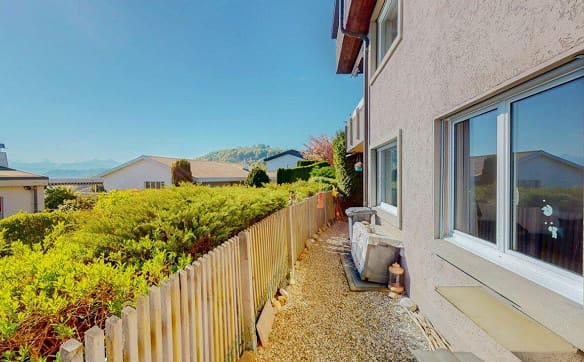 Immobilie in Kehrsatz - 5½ Zimmer, grosser Garten, viel Ruhe und Blick auf's "Belpmoos" - Bild 2