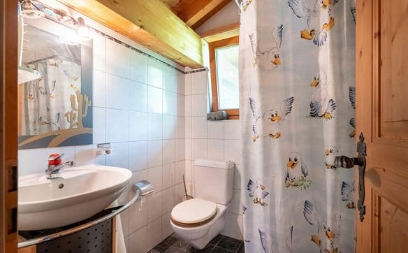 Immobilie in Maladers - 6.5-Zimmer-Einfamilienhaus mit vielseitigen Möglichkeiten - Bild 9