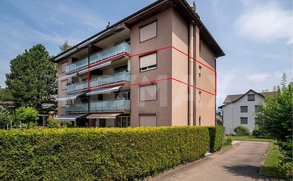 Immobilie in Buttikon Sz - 4.5-Zimmer-Wohnung mit sonnigem Balkon und hochwertiger Ausstattung... - Bild 2