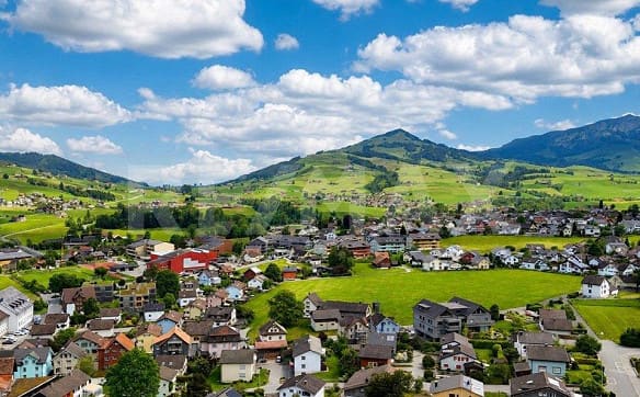 Immobilie in Appenzell - Sönd Willkomm! Charmantes Einfamilienhaus mit Wintergarten und Baur... - Bild 11