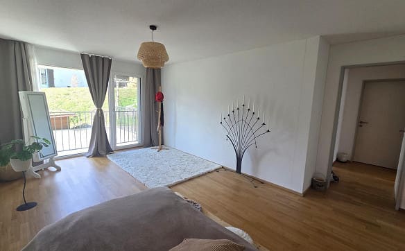 Immobilie in Heiligkreuz - Neuwertige, riesige 5 ½-Zimmer-Terrassenwohnung mit schönstem Talblick - Bild 13