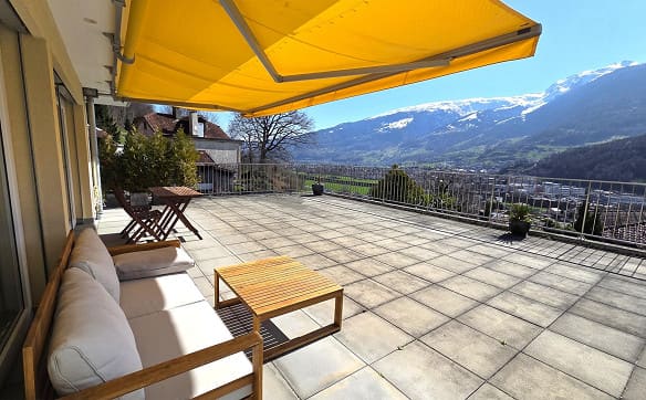 Immobilie in Heiligkreuz - Neuwertige, riesige 5 ½-Zimmer-Terrassenwohnung mit schönstem Talblick - Bild 18