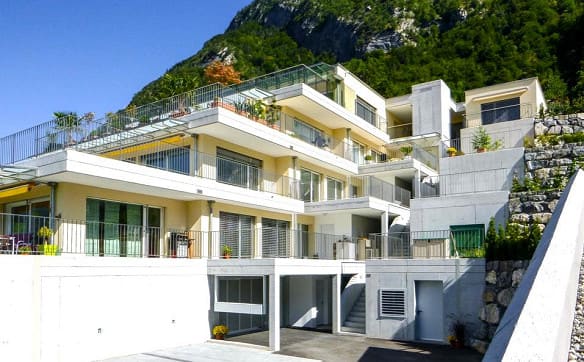 Immobilie in Heiligkreuz - Neuwertige, riesige 5 ½-Zimmer-Terrassenwohnung mit schönstem Talblick - Bild 3