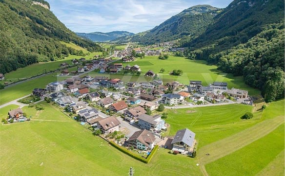 Immobilie in Wolfenschiessen - Wohnen mit Weitblick – Einfamilienhaus mit Einliegerwohnung und gro... - Bild 3