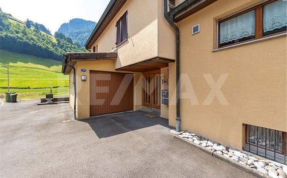 Immobilie in Wolfenschiessen - Wohnen mit Weitblick – Einfamilienhaus mit Einliegerwohnung und gro... - Bild 4