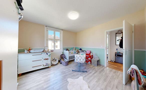Immobilie in Sonceboz-sombeval - Maison avec 2 appartements, grand jardin & fort potentiel - Bild 9