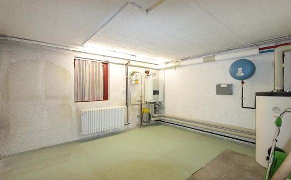Immobilie in Flurlingen - Ein Haus voller Möglichkeiten – gestalten Sie Ihr neues Zuhause - Bild 19