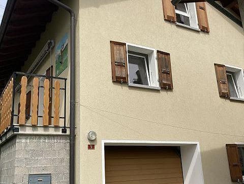 Immobilie in Ponto Valentino - 4-Zimmer Dorfhaus mit Garage / casa di 4 locali con garage - Bild 0