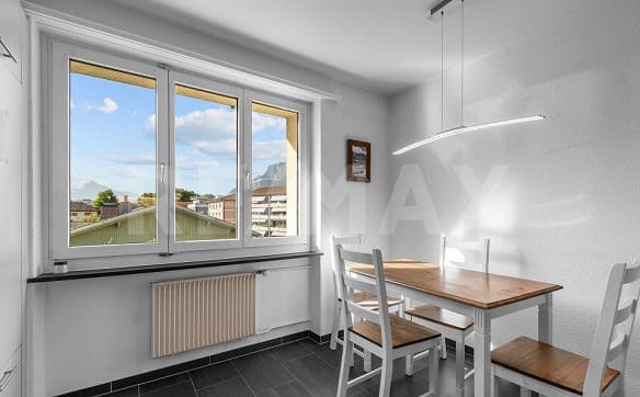 Immobilie in Landquart - Wohnkomfort mit Aussicht - 4 ½ Zimmer-Dachwohnung in gepflegtem Dre... - Bild 1