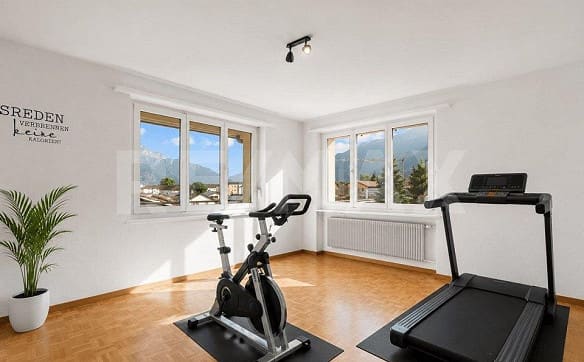 Immobilie in Landquart - Wohnkomfort mit Aussicht - 4 ½ Zimmer-Dachwohnung in gepflegtem Dre... - Bild 3