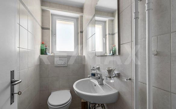 Immobilie in Landquart - Wohnkomfort mit Aussicht - 4 ½ Zimmer-Dachwohnung in gepflegtem Dre... - Bild 5