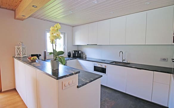 Immobilie in Zuoz - Sehr gepflegte 3.5-Zimmer-Dachwohnung mit Balkon - Bild 5