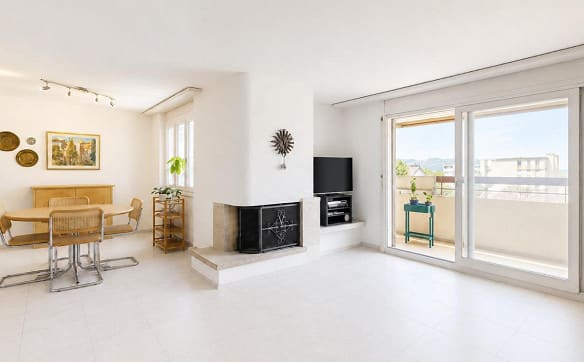 Immobilie in Rüfenacht Be - Gepflegte 3.5 Zimmer Wohnung mit Cheminée und Balkon - Bild 0