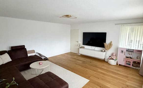 Immobilie in Zizers - Stilvoll sanierte 3.5-Zimmer mit Whirlpoolbadewanne,  - Bild 0