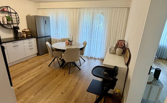 Immobilie in Zizers - Stilvoll sanierte 3.5-Zimmer mit Whirlpoolbadewanne,  - Bild 2
