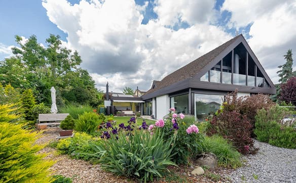Immobilie in Lohn Sh - exklusive 4.5 - 5.5 Zimmer Architekten-Villa mit Alpenpanorama - Bild 1