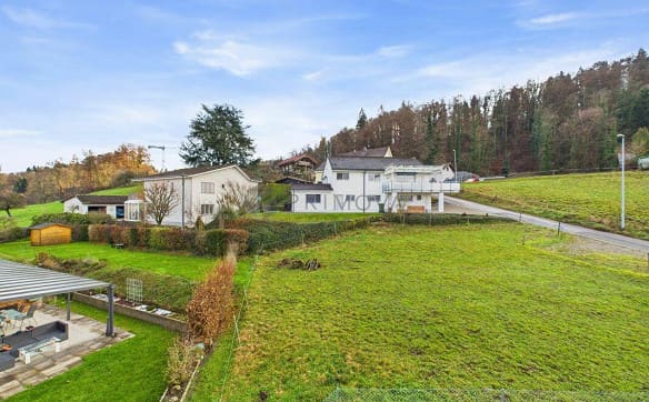 Immobilie in Wohlenschwil - Helle 4.5 Zimmer-Wohnung mit schöner Aussicht und attraktivem Wohnk... - Bild 0