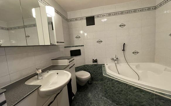Immobilie in Saas-grund - Moderne 4.5 Zimmerwohnung mit unverbautem Blick. 3. Stock Süd-Ost m... - Bild 6