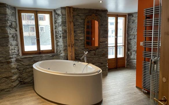 Immobilie in Saas-fee - Im Zentrum von Saas-Fee luxuriöse Maisonettewohnung. - Bild 0
