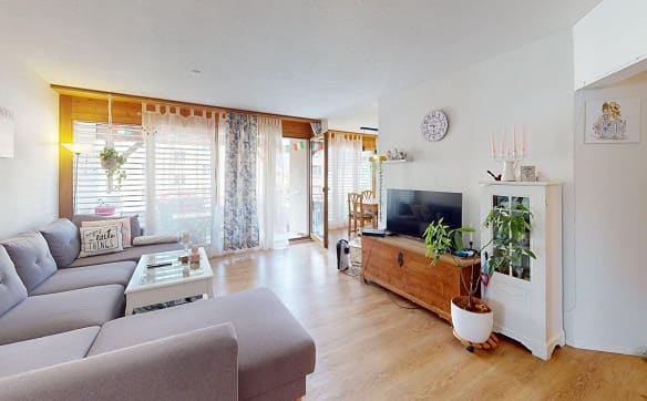 Immobilie in Igis - helle Wohnung mit Bergpanorama an attraktiver Lage - Bild 0