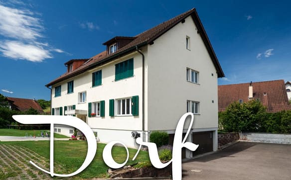 Immobilie in Dorf - 3.5-Zimmerwohnung im Hochparterre mit Balkon und vielseitigen Neben... - Bild 0