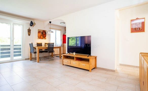 Immobilie in Dorf - 3.5-Zimmerwohnung im Hochparterre mit Balkon und vielseitigen Neben... - Bild 19